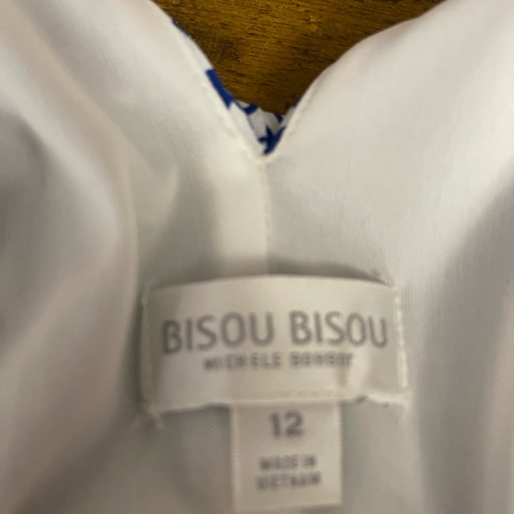 Bisou Bisou White & Blue Maxi Dress With Gold Chain Neck - Picture 2 of 7
